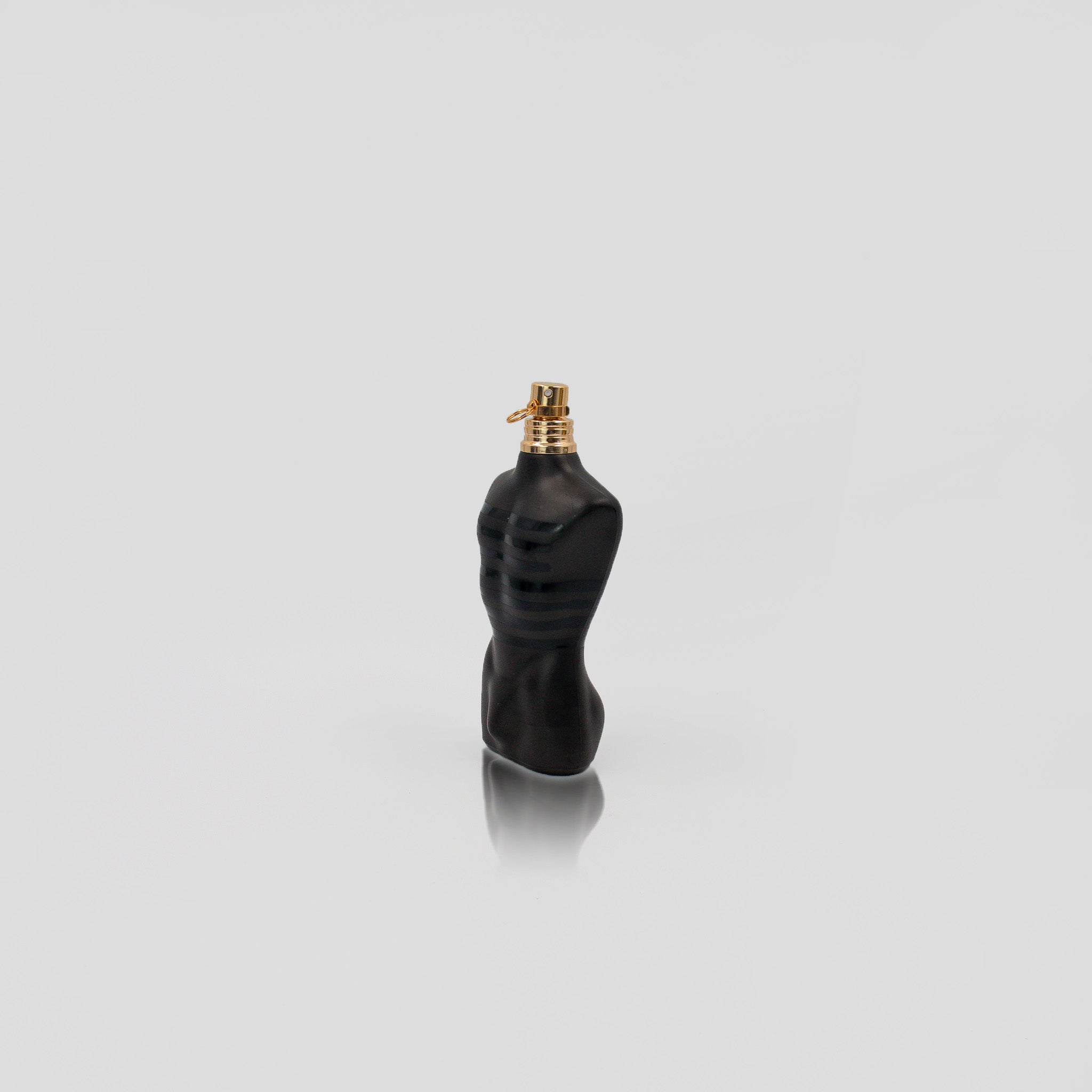 Jean Paul Le Male Parfum Negra 100 ml (CAJA)
